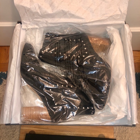 Rebecca Minkoff Sara Stud boot w/ Box - Picture 5 of 8